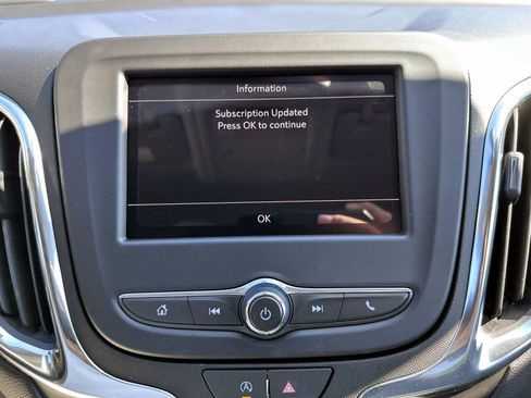 Used 2024 Chevrolet Equinox LT AWD/4WD image 21