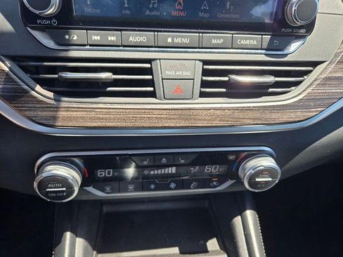 Used 2019 Nissan Altima 2.5 SL FWD image 17