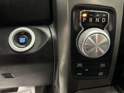 Used 2018 RAM 1500 Sport image 11