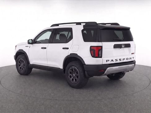 Used 2026 Honda Passport TrailSport Elite image 3
