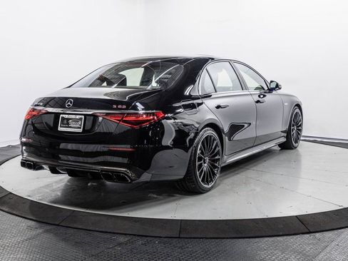 Certified 2025 Mercedes-Benz S 63 AMG S w/ Carbon Fiber Exterior Package image 34
