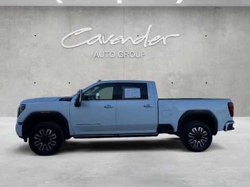 Used 2025 GMC Sierra 2500 Denali Ultimate image 13