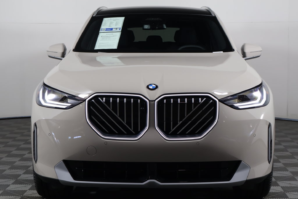Certified 2026 BMW X3 xDrive30i w/ Premium Package AWD/4WD image 2