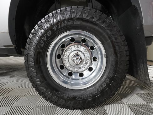 Used 2022 RAM 3500 Laramie image 29