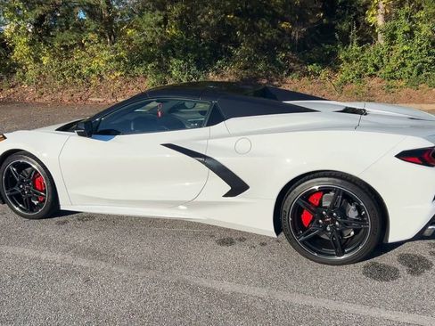 Used 2024 Chevrolet Corvette Stingray w/ Stealth Interior Trim Package image 35