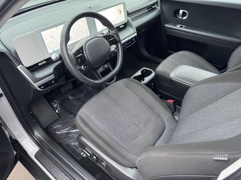 Used 2023 Hyundai Ioniq 5 SE image 9