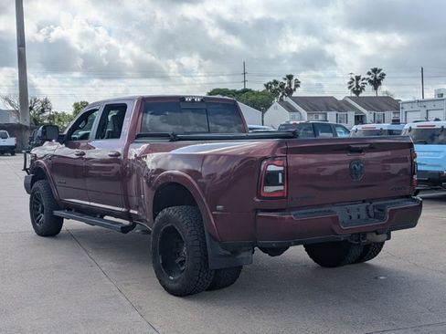 Used 2020 RAM 3500 Laramie w/ Night Edition image 8