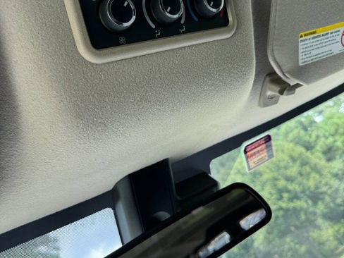 Used 2019 Chevrolet Express 3500 LT w/ LT Preferred Equipment Group RWD image 38