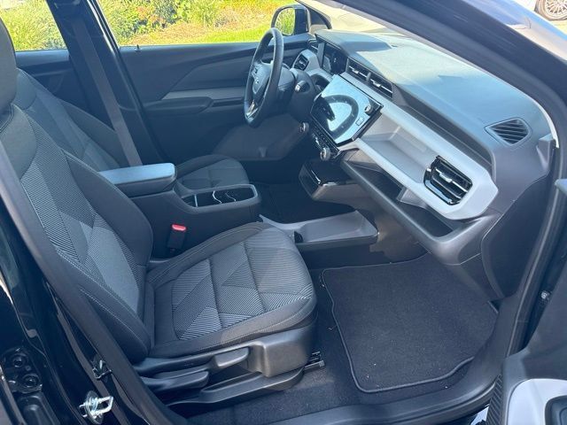 Used 2027 Chevrolet Bolt LT w/ Comfort Package FWD image 32
