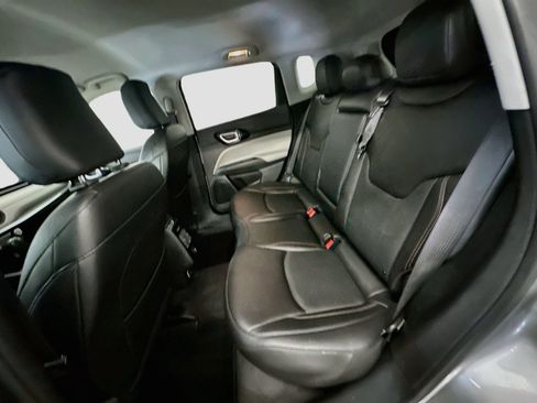 Used 2022 Jeep Compass Limited AWD/4WD image 28