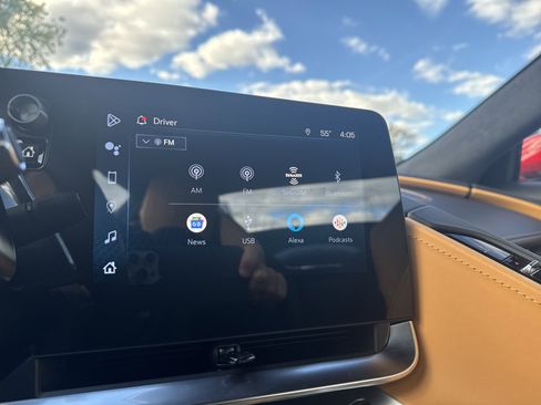 Used 2024 Chevrolet Corvette Stingray Premium Conv image 24