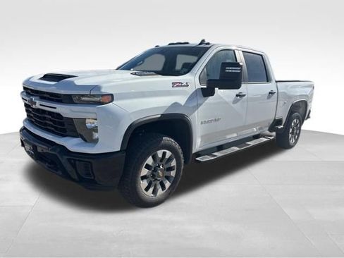New 2026 Chevrolet Silverado 2500 Custom w/ Custom Value Package AWD/4WD image 5