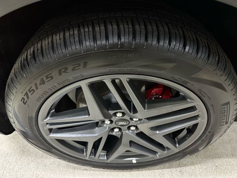 Certified 2025 Ford Explorer ST image 5