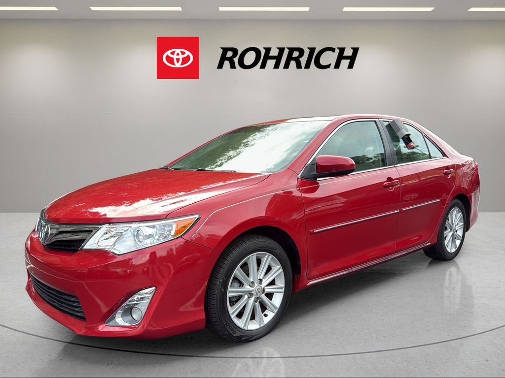 Used 2012 Toyota Camry XLE FWD image 1