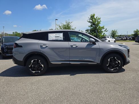 New 2026 Kia Sportage S AWD/4WD image 9