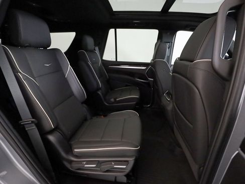 Used 2025 Cadillac Escalade Sport w/ Touring Package image 13