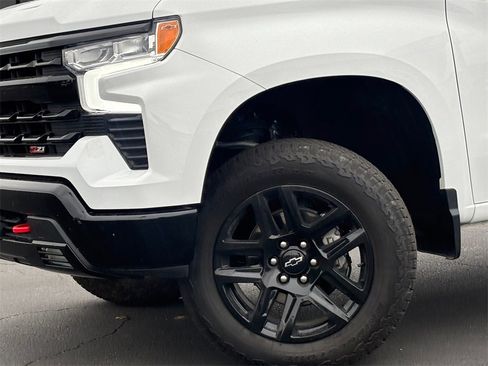 Used 2025 Chevrolet Silverado 1500 LT Trail Boss w/ Protection Package image 3