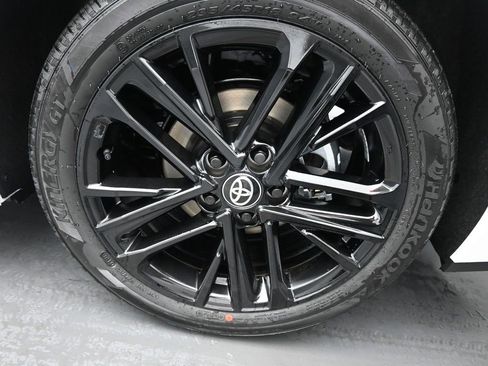 New 2026 Toyota Camry SE image 15