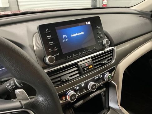 Used 2018 Honda Accord Hybrid image 22