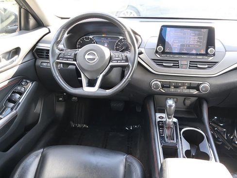 Used 2023 Nissan Altima 2.5 SR image 35