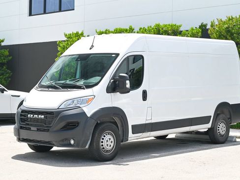 Used 2025 RAM ProMaster 3500 w/ Convenience Group FWD image 1