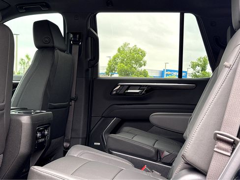 New 2026 Chevrolet Tahoe LT w/ Comfort Package RWD image 17