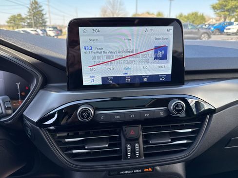 New 2026 Ford Escape Active w/ Cold Weather Package FWD image 23