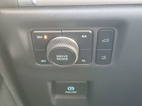 New 2025 Ford Expedition Max Active image 13