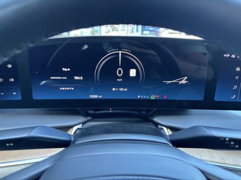 Used 2024 Lucid Air Touring AWD/4WD image 15