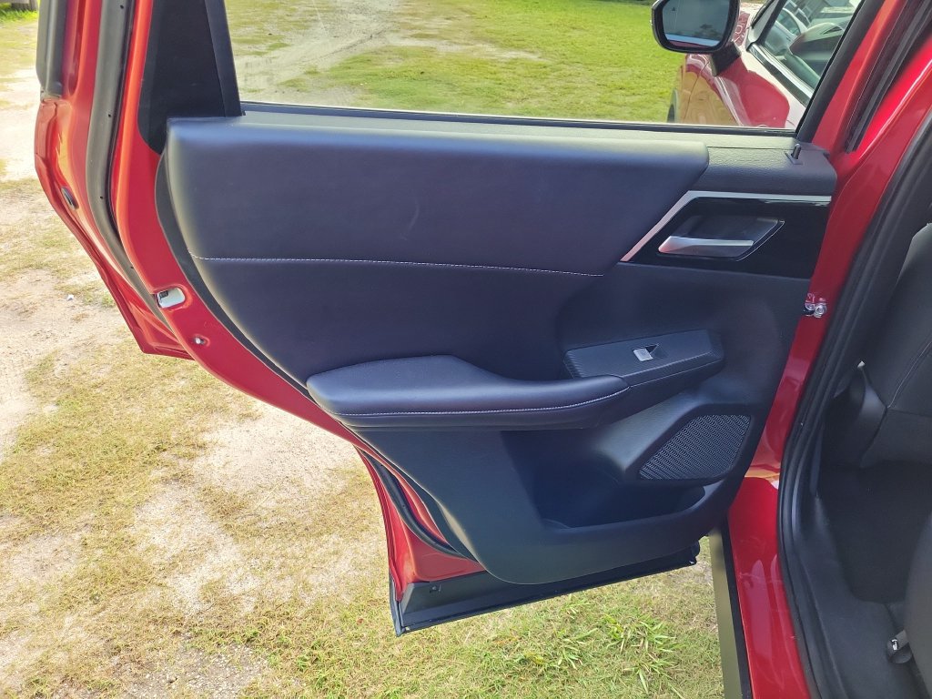 Used 2024 Mitsubishi Outlander SE Black Edition AWD/4WD image 21
