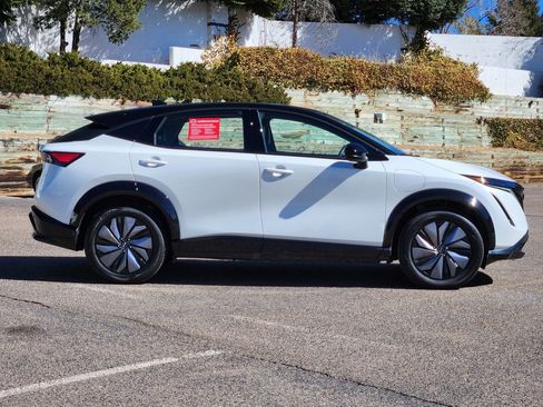 Used 2023 Nissan Ariya AWD image 4