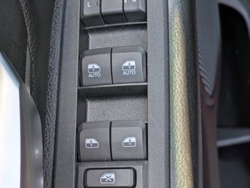 Used 2025 RAM 1500 Tradesman AWD/4WD image 13