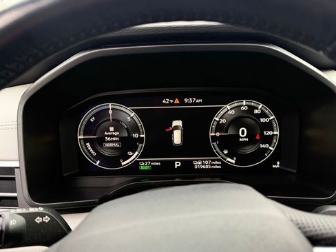 Used 2023 Mitsubishi Outlander SEL image 13