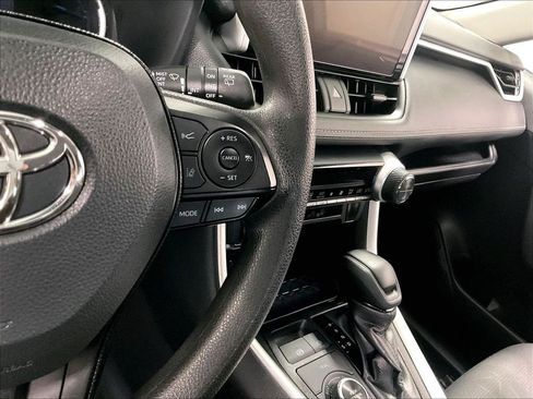Certified 2025 Toyota RAV4 XLE AWD/4WD image 24
