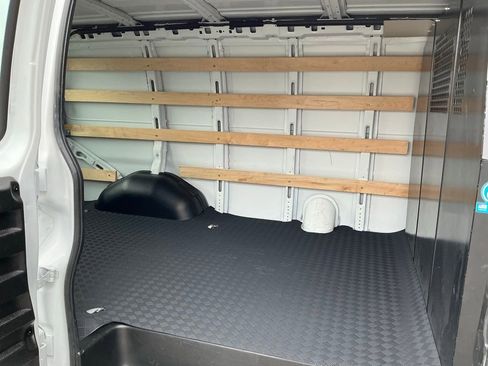 Used 2024 Chevrolet Express 2500 w/ Driver Convenience Package image 19