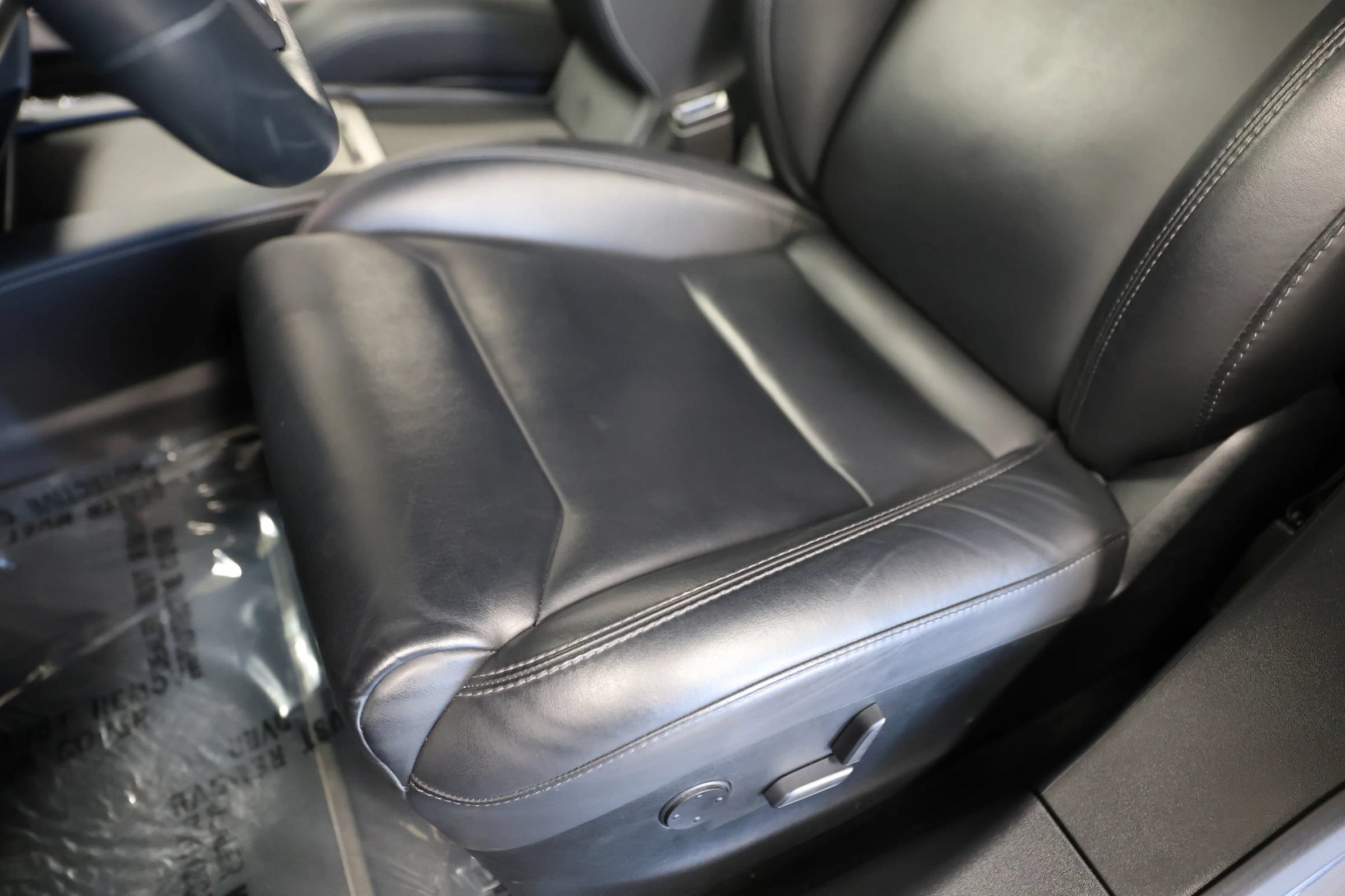 Used 2019 Tesla Model S Performance AWD/4WD image 31