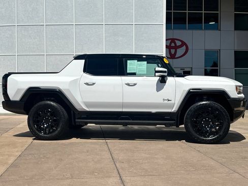 Used 2025 GMC Hummer EV 2X AWD/4WD image 3