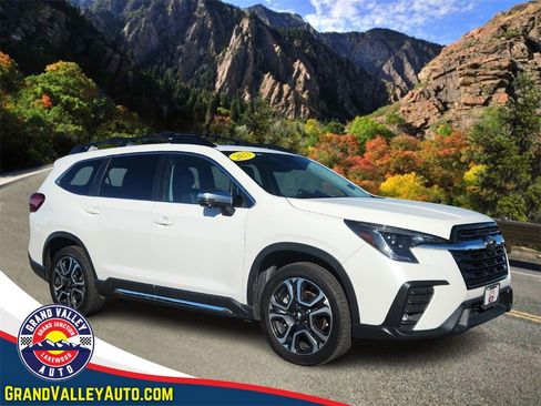 Used 2023 Subaru Ascent Limited w/ Technology Package image 1