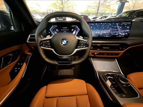 Certified 2025 BMW 330i Sedan image 5