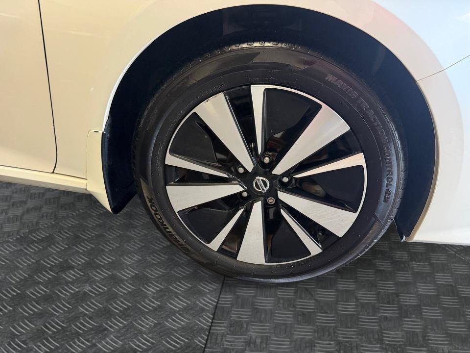 Used 2020 Nissan Altima 2.5 SV FWD image 29