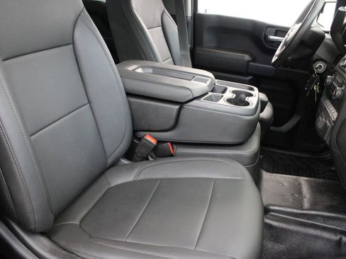 Used 2021 Chevrolet Silverado 1500 W/T w/ Z71 Off-Road Package AWD/4WD image 21