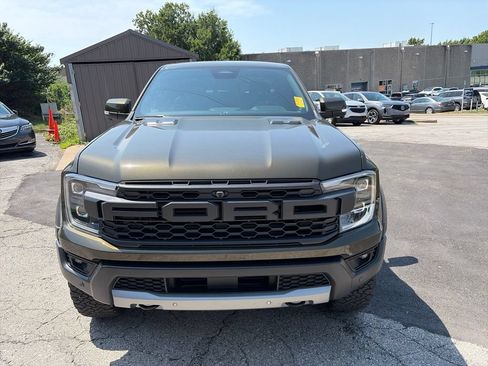Used 2025 Ford Ranger Raptor AWD/4WD image 2