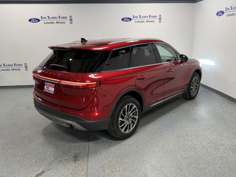 Used 2022 Lincoln Corsair AWD w/ Equipment Group 101A image 34