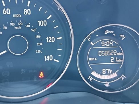 Certified 2022 Honda HR-V LX image 32