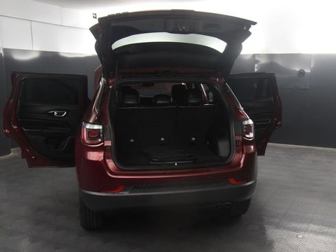 Used 2022 Jeep Compass Altitude w/ Convenience Group image 37