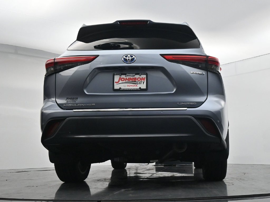 Used 2023 Toyota Highlander Limited AWD/4WD image 35