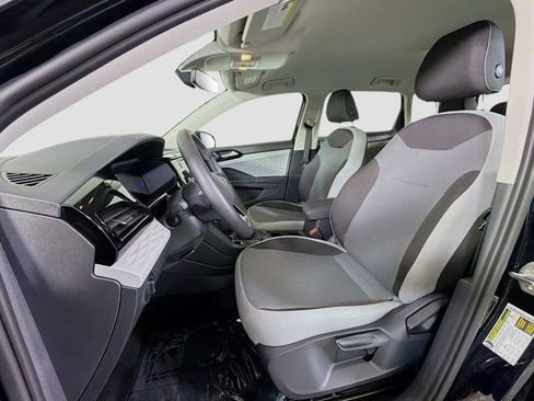 Used 2024 Volkswagen Taos S image 11