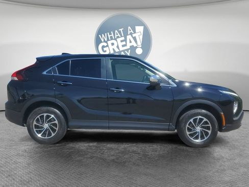 Used 2024 Mitsubishi Eclipse Cross ES AWD/4WD image 2
