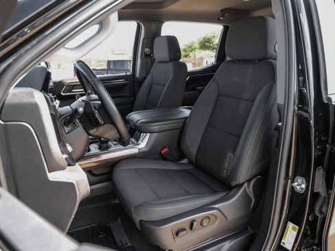Used 2024 Chevrolet Silverado 1500 RST AWD/4WD image 33