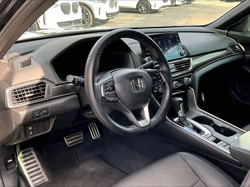 Used 2021 Honda Accord Sport image 18